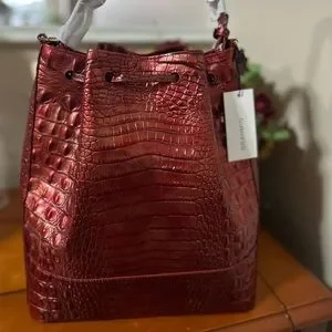 Brahmin | Bags | Brahmin Marlowe Chili Melbourne Bucket Bag  Brahmin Marlowe Chili Melbourne bucket bag purse drawstring leather shoulder display picture 1